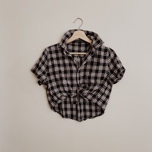BRANDY MELVILLE Crop Plaid Buttom Down XS/S